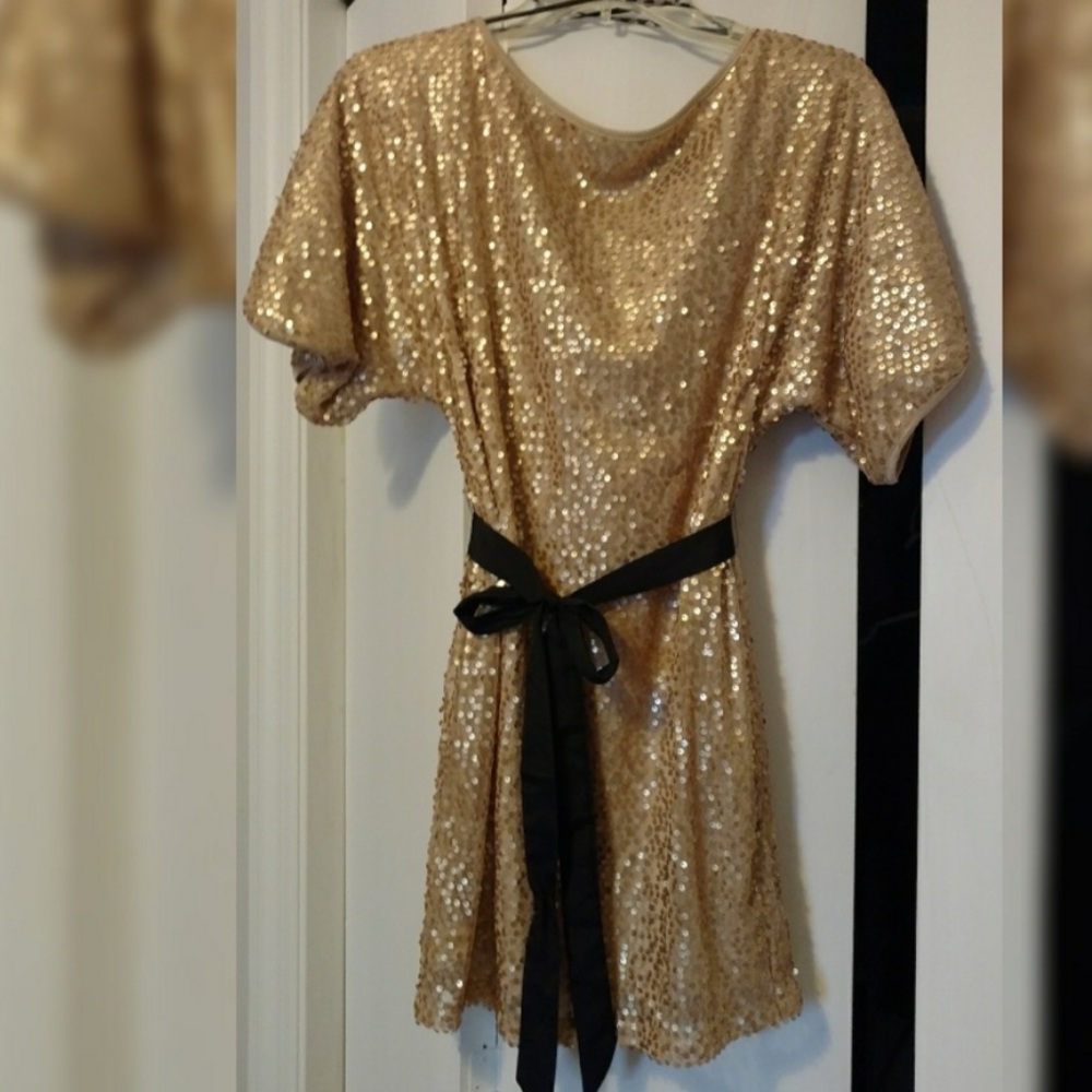 BKE Boutique Gold sequin dress